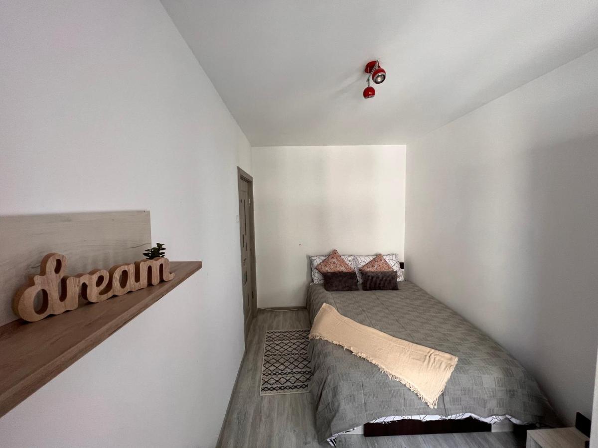 3 Rooms Apartment Airy & Bright Palas Style Ιάσιο Εξωτερικό φωτογραφία